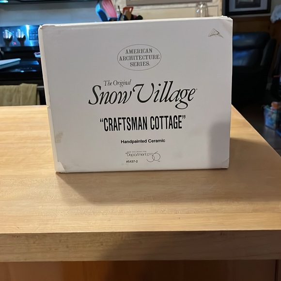 Department 56.54372 Snow Village Craftsman Cottage ￼ - Picture 5 of 10